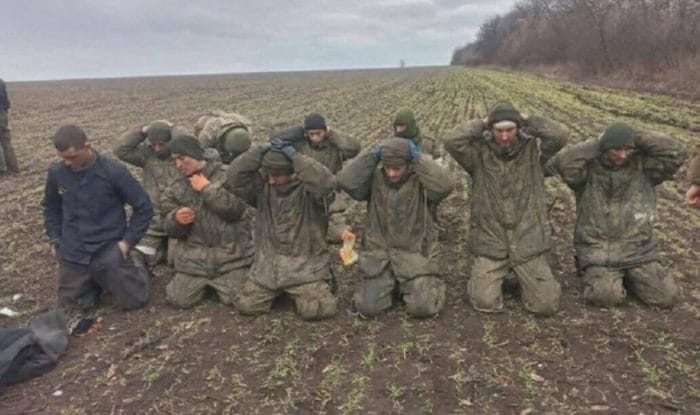 «Интервью в плену могут стать доказательством обвинения». Адвокат о «добровольной сдаче в плен» в российском УК