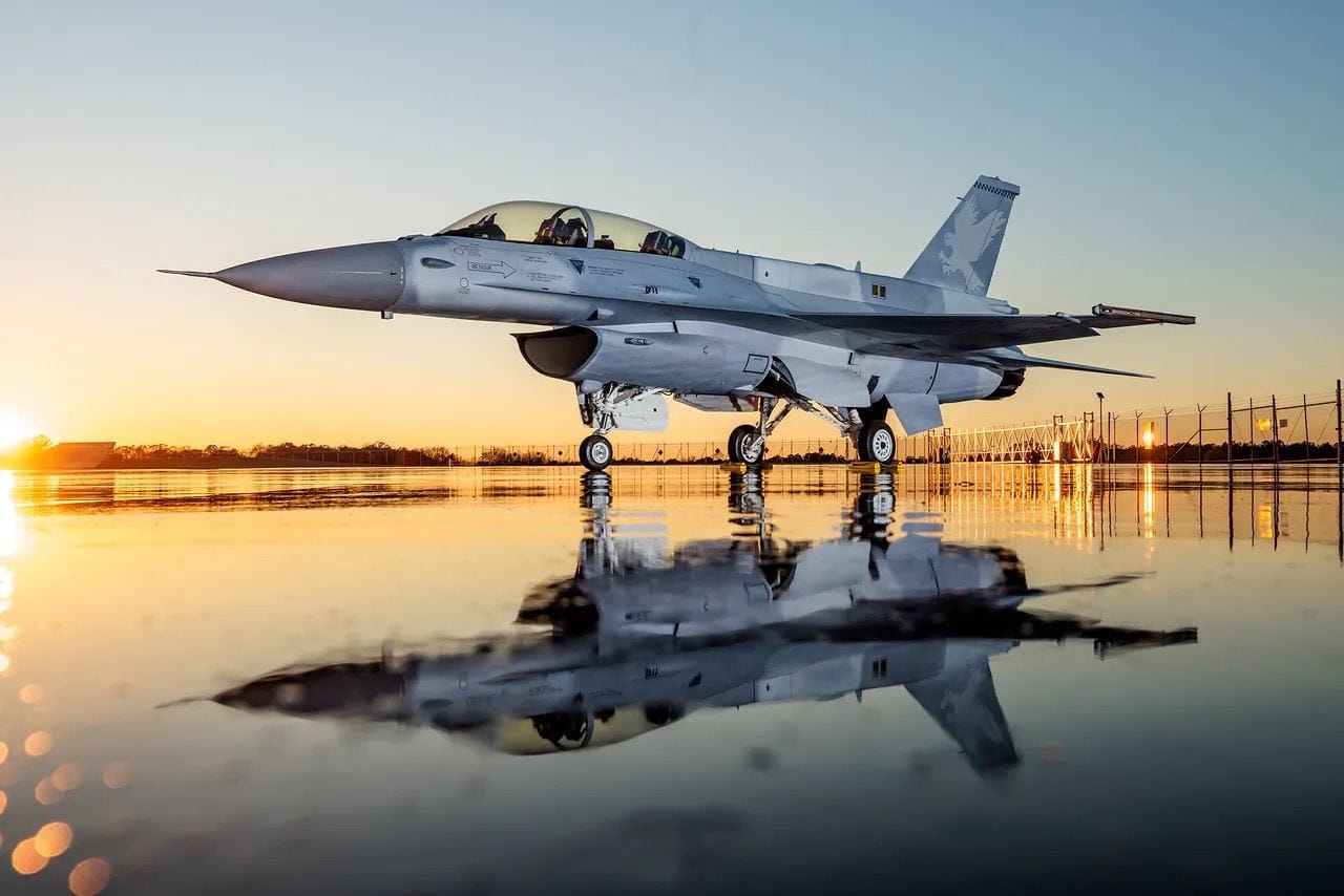 Дания разрешила Украине использовать F-16 для ударов по России